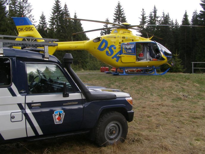 Dopravní nehoda před osadou Jizerka